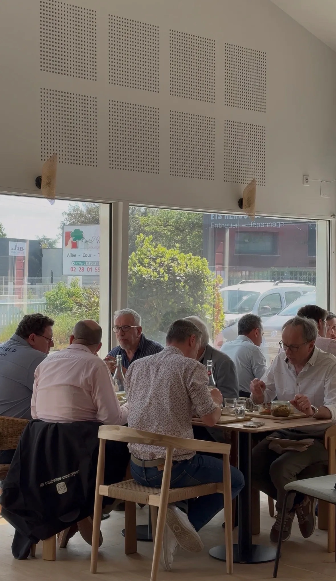 Disposition conviviale pour un événement Ô6Bis